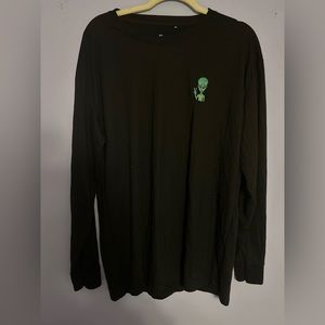 Men’s Long-sleeve Alien Graphic T-shirt